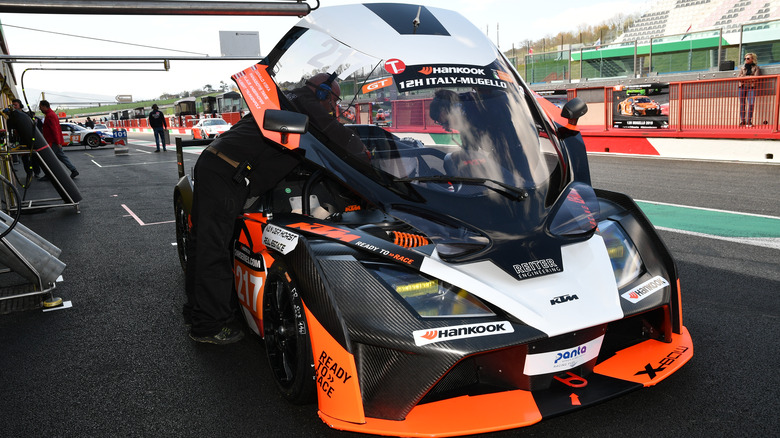 ktm x-bow racecar car track