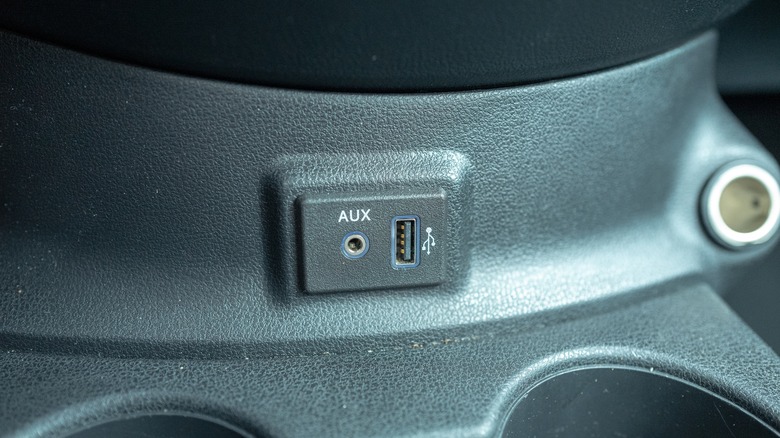 car USB port