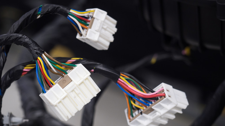 Electrical wire connectors disconnected