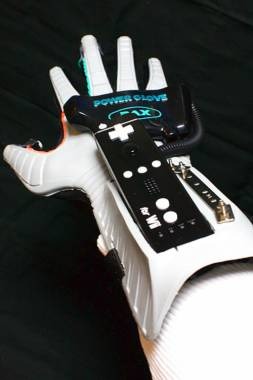 Wii Power Glove