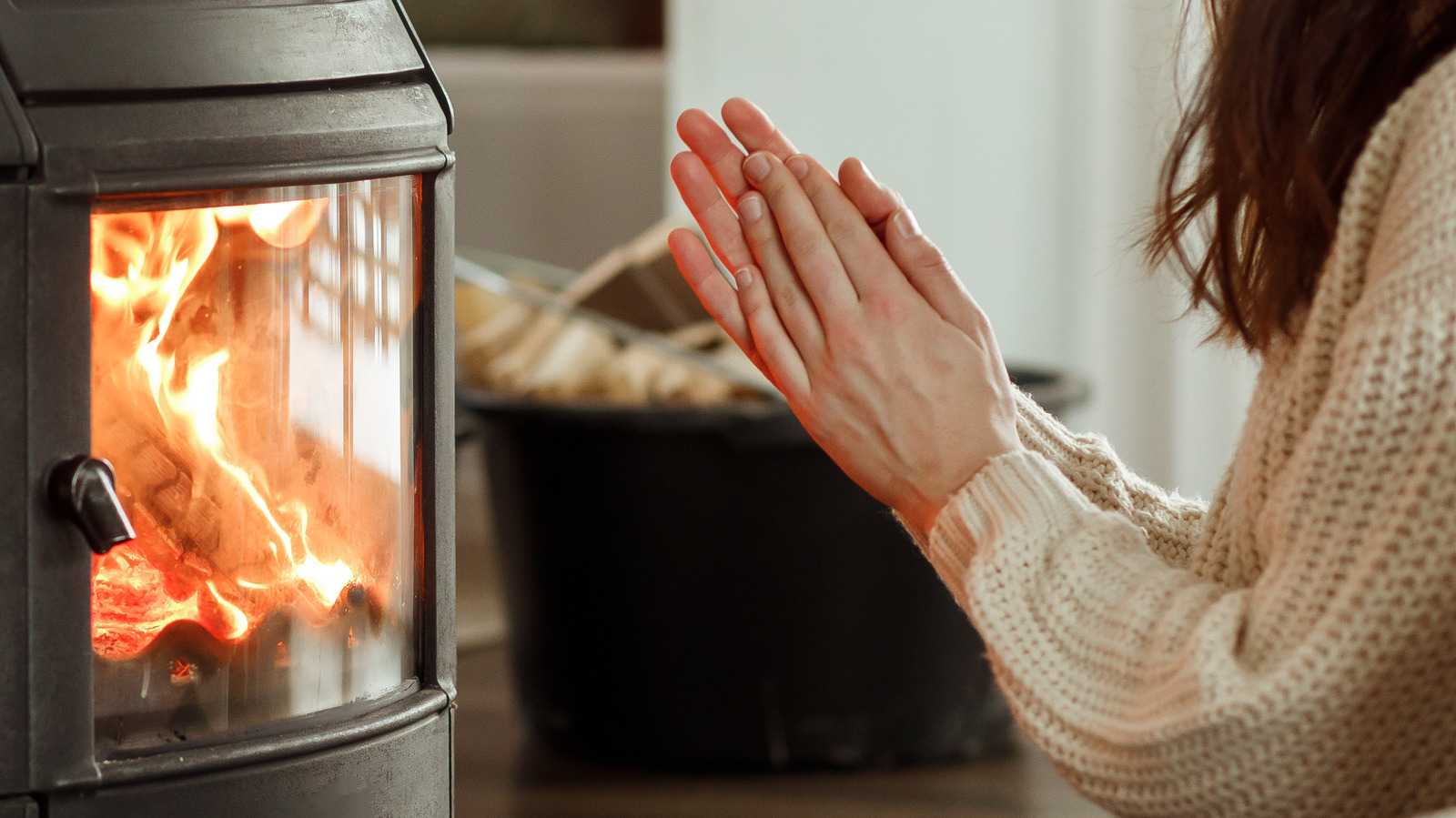 Will An Electric Fireplace Add A Lot To Your Electric Bill?