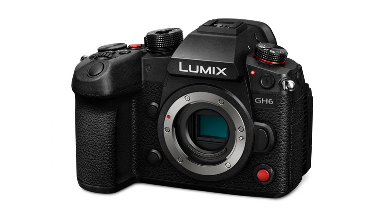 Panasonic Lumix GH6 mirrorless camera 