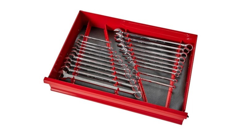 U.S. General Magnetic Wrench Rack, 4-Piece
