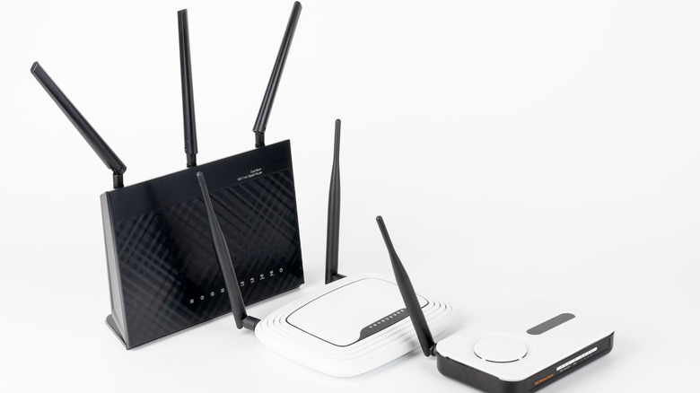 three different types of routers