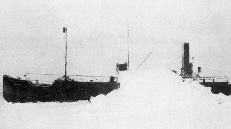 Baychimo ship trapped in ice