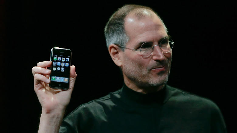 Steve Jobs announcing the iPhone