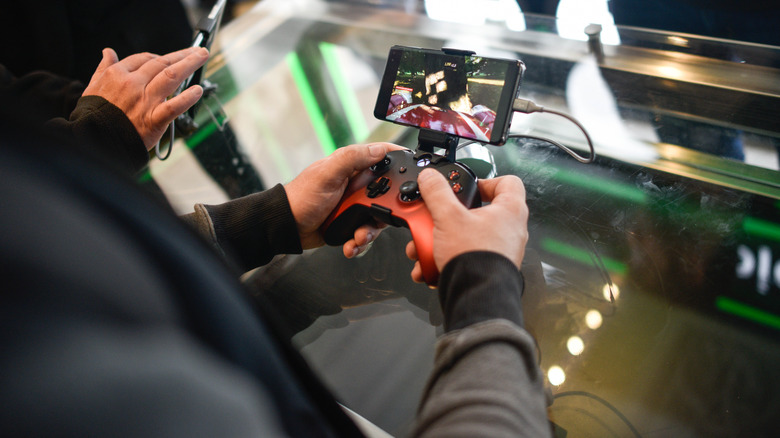 microsoft cloud xcloud streaming game