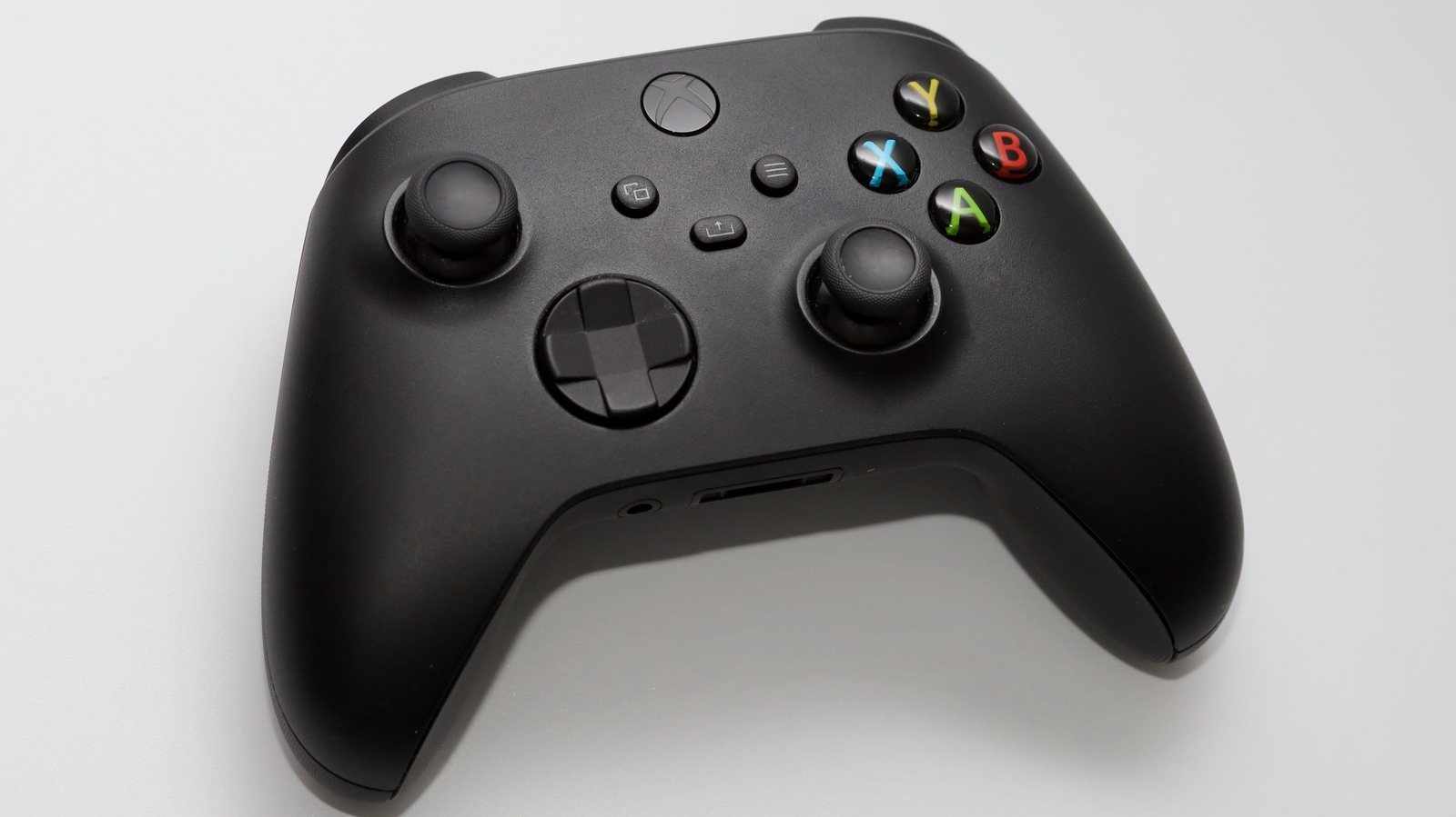 Xbox November Update Arrives With Big Discord Improvement – SlashGear