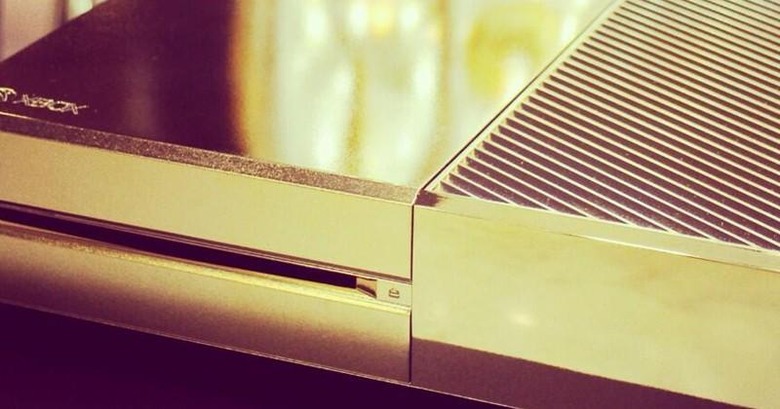 24-karat-gold-Xbox-One-at-Londons-Harrods-Pursuitist