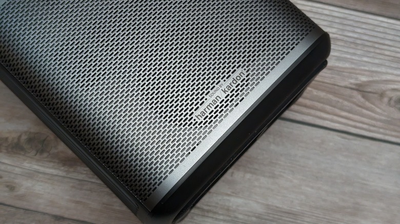 Speaker grille