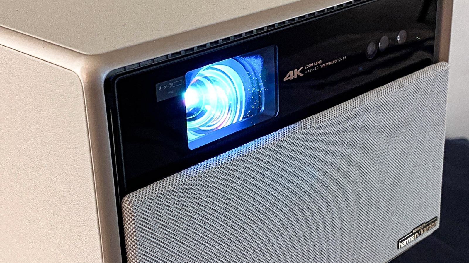 XGIMI Horizon Ultra 4K Hybrid LED/Laser Projector Review - Projector Reviews