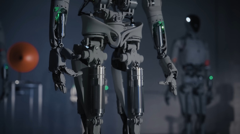 XPENG Iron robot flexes fingers