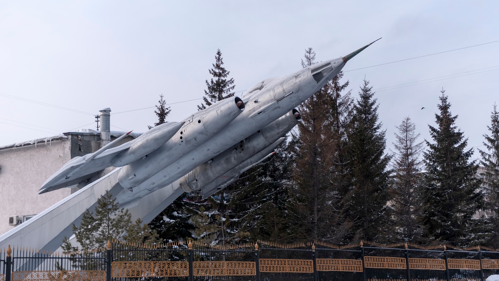 Yak-28: A Versatile Turbojet Aircraft Of The Cold War – SlashGear