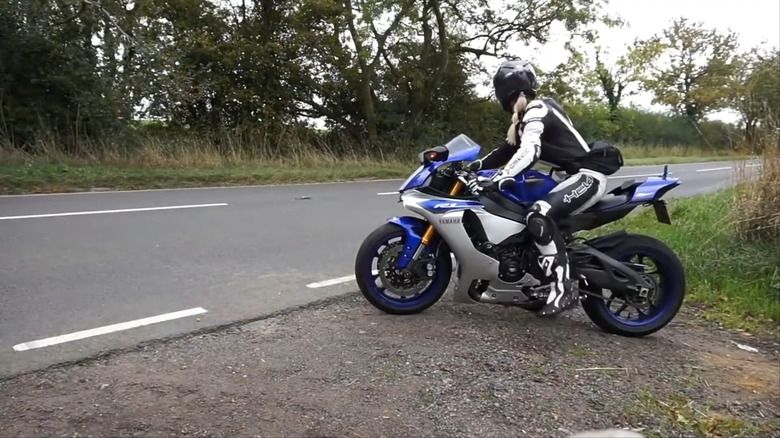 Yamaha R1