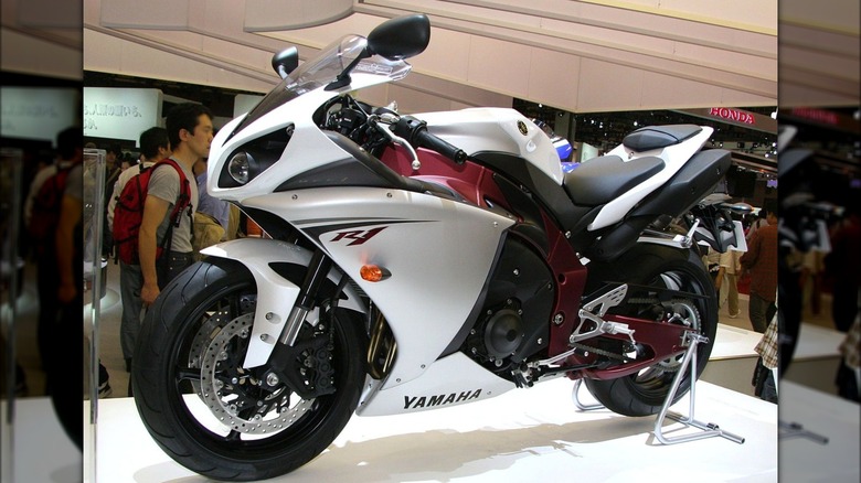 Yamaha YZF-R1