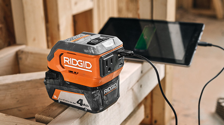 Ridgid inverter battery charging a tablet