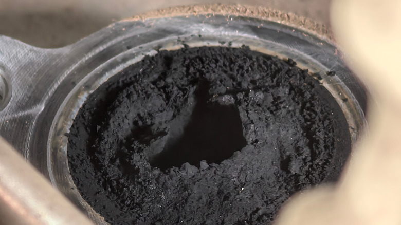 Carbon build-up within an EGR