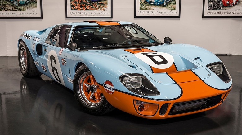 Superformance GT40 MKI right front view