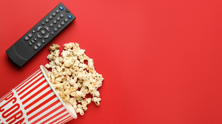 Universal remote with popcorn