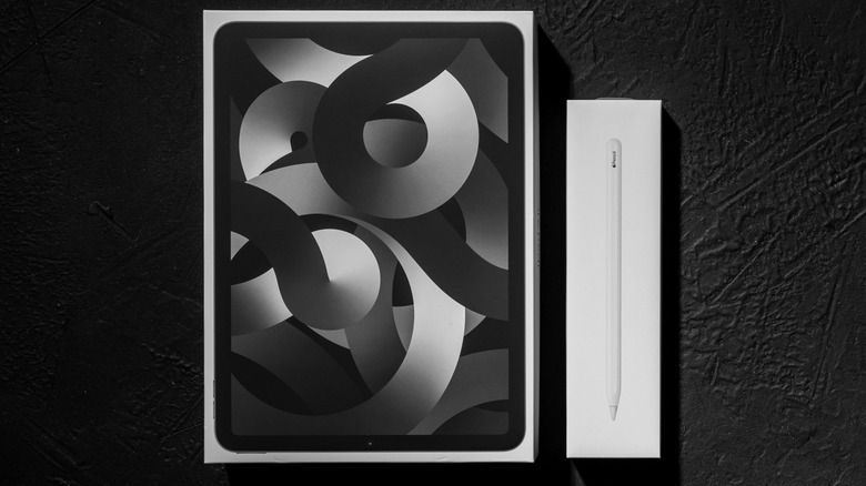 Apple iPad Air (5th Gen) Dimensions & Drawings