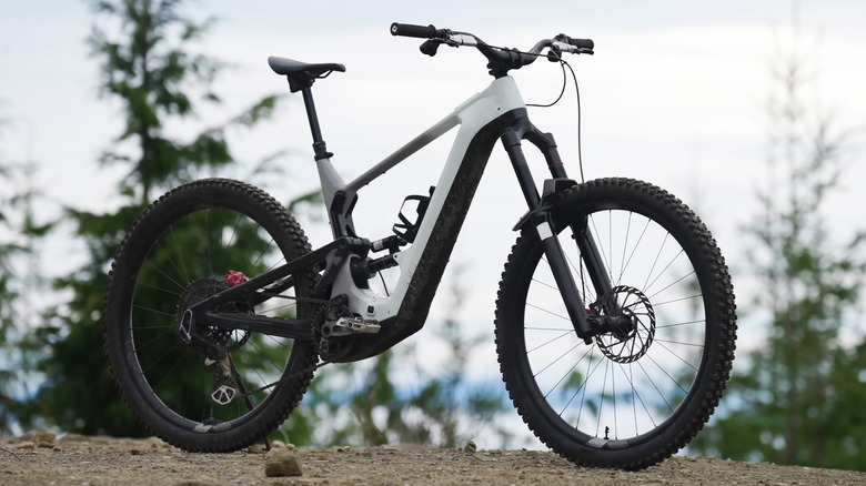 Modern and stylish white e-bike parked outdoors
