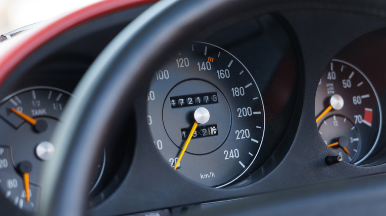 dashboard with mechanical odometer