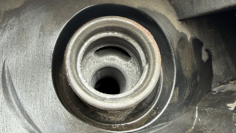 2017 Chevy Cruze fuel fill neck with vent