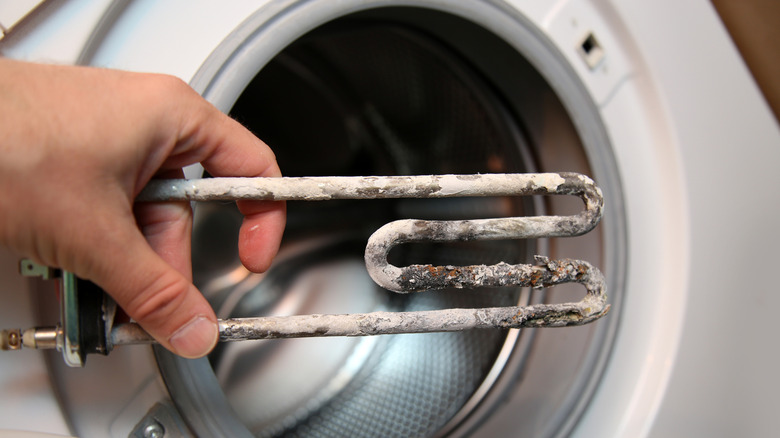 washing machine heater with limescale