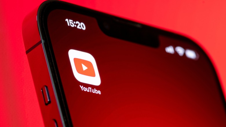 YouTube icon smartphone
