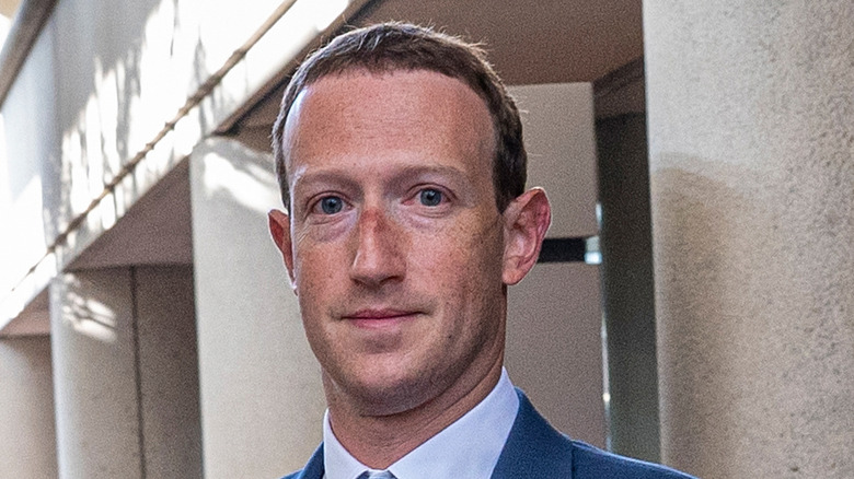 Zuckerberg wearing blue suit
