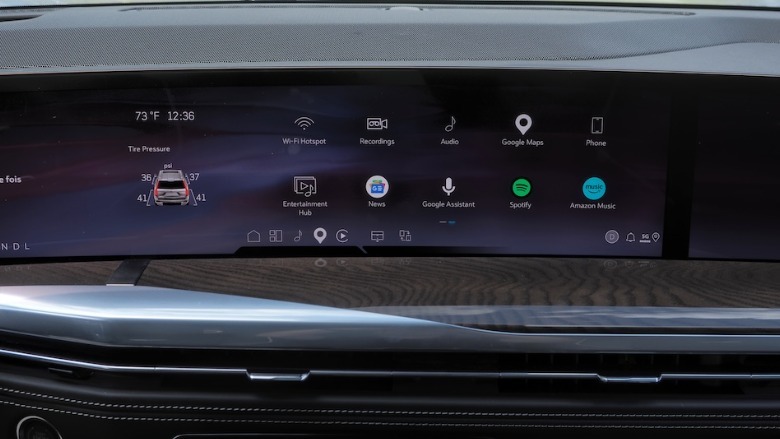Center touchscreen