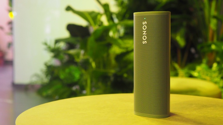 Sonos Roam Gets Three New Colors Lorde Lands Sonos Radio