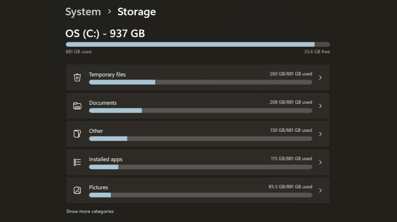 Windows system settings showing storage space usage