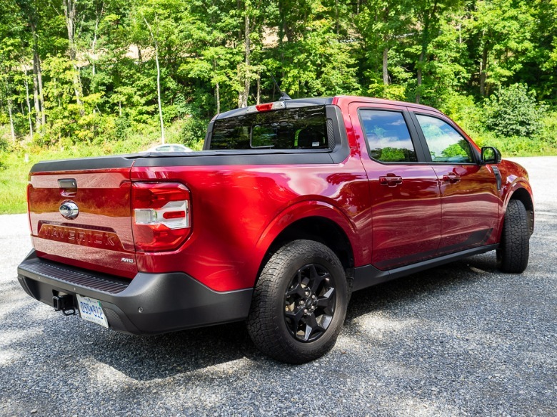 2022 Ford Maverick Lariat First Edition parked