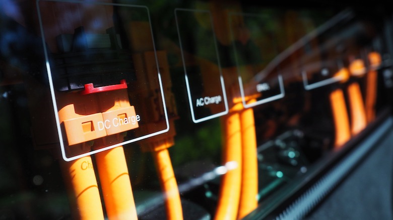 Polestar power cabling