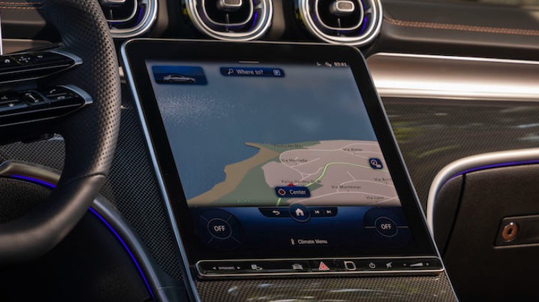 2022 C300 MBUX infotainment