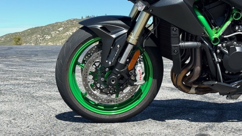 2026 Kawasaki Z H2 front wheel and brakes
