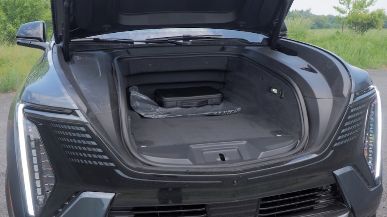 Escalade IQ frunk open