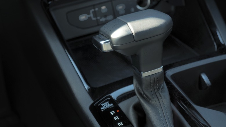 Transmission shifter