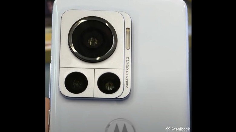 Close up of the camera array of the Motorola Frontier