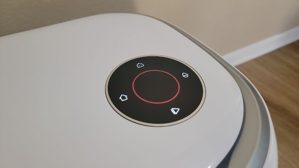 touch controls on narwal freo x ultra base station