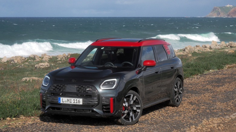 MINI JCW Countryman