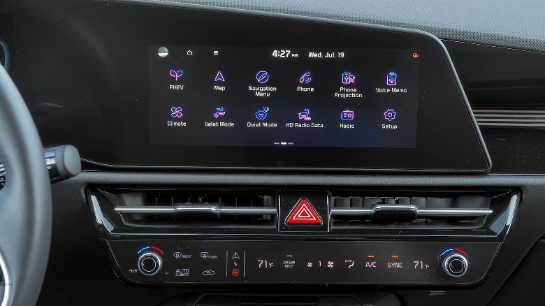 Kia Niro PHEV infotainment