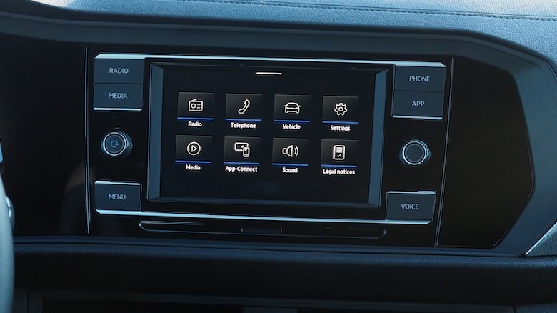 Jetta infotainment