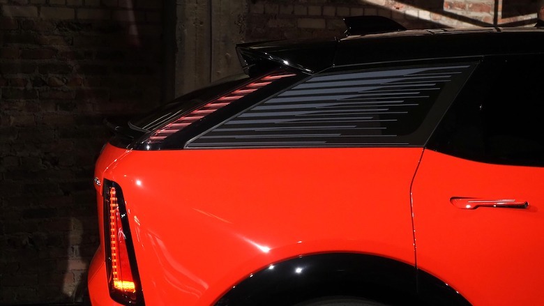 2025 Cadillac Optiq EQ rear quarter panel