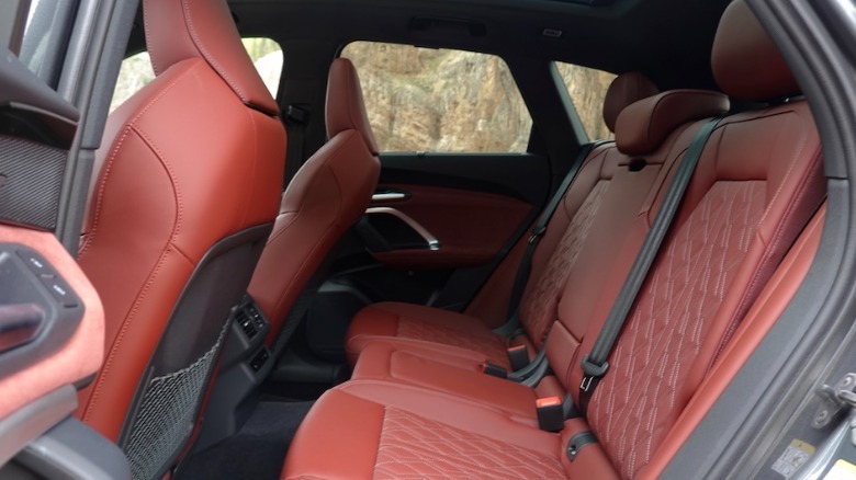 SQ5 rear seats