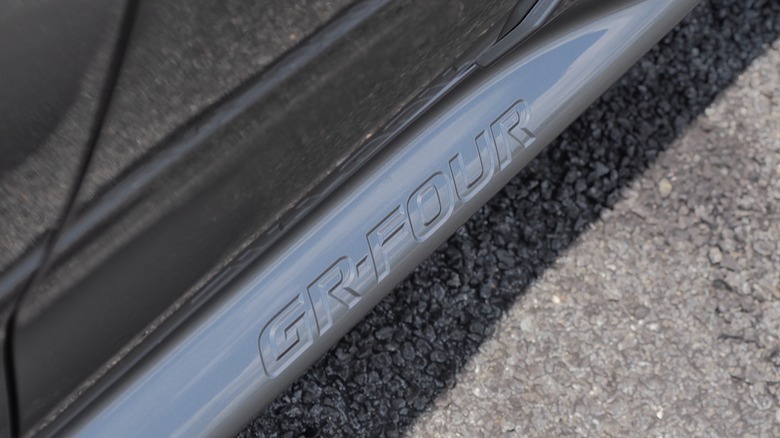 GR-Four sill