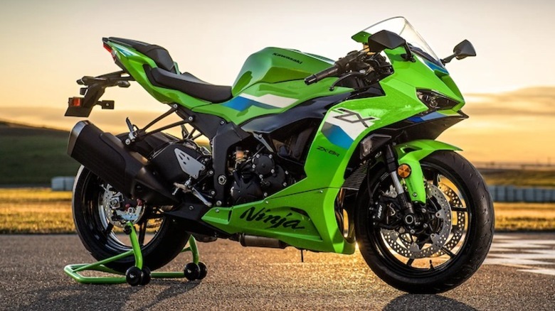 Kawasaki ZX-6R on a center stand at a track