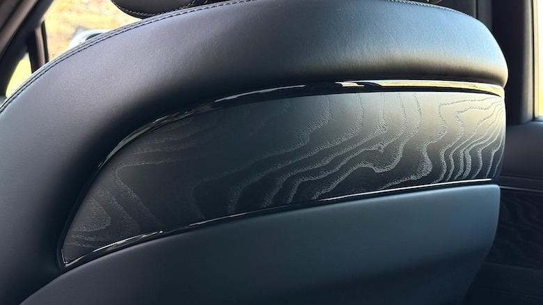 2026 Genesis G90 Prestige Black Ash Wood trim