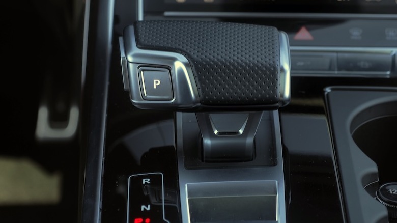 SQ7 transmission shifter